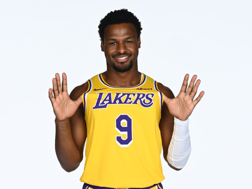谈球吧NBA高管：确实有球队对布朗尼感兴趣 他短时间内进步非常明显